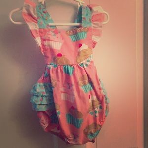 Eleanor Rose Sweet Celebrations Cupcake Bubble